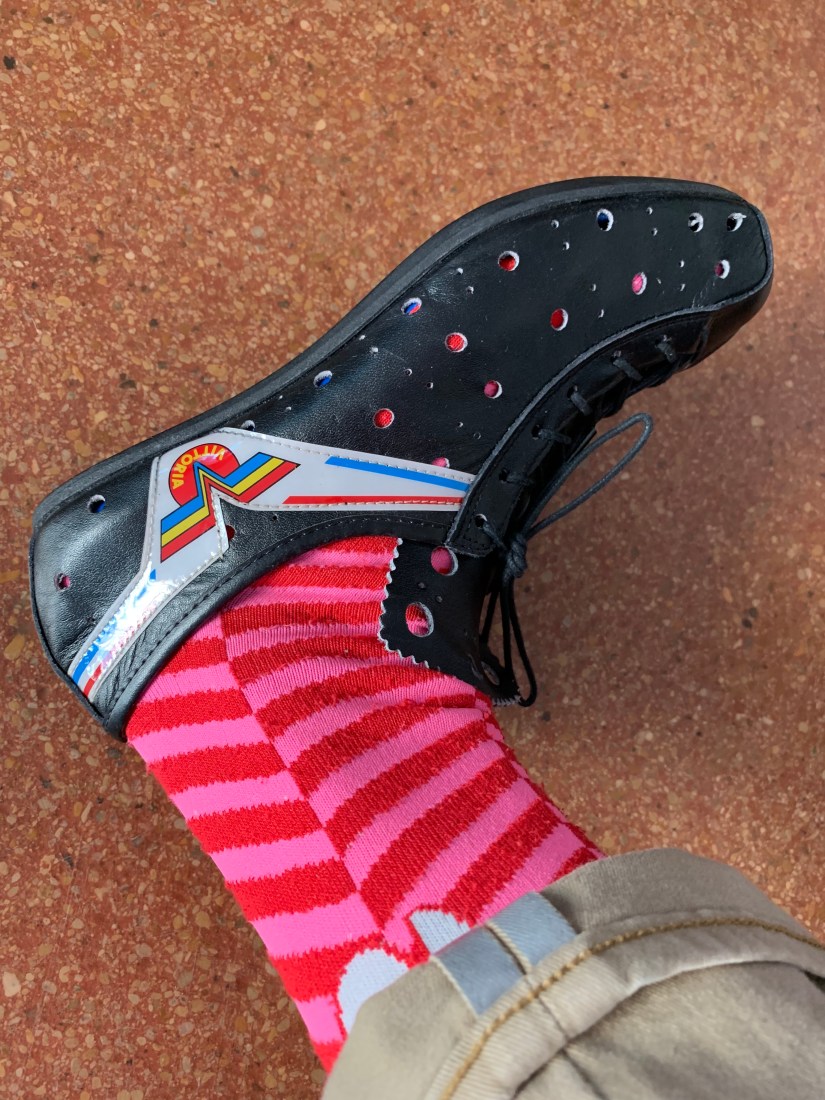 1CBB5CCD-E1A6-4C24-BDB7-0F95BFBFDA1D