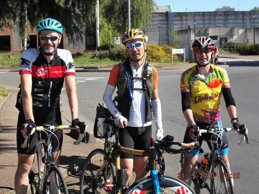 68E2AE55-B942-406E-BD56-77035AA51280